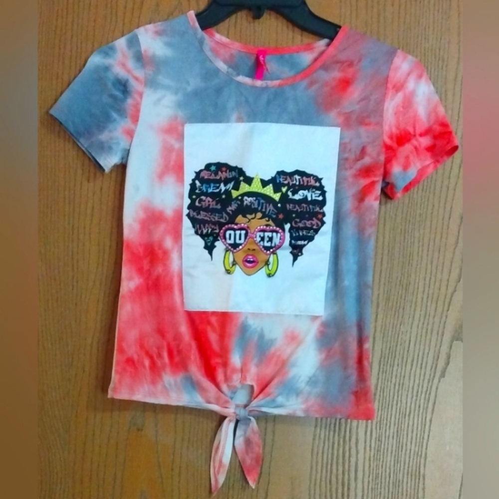 Cute 4 U Queen Top size L (10-12)